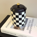 Checkered Vessel en Cerámica