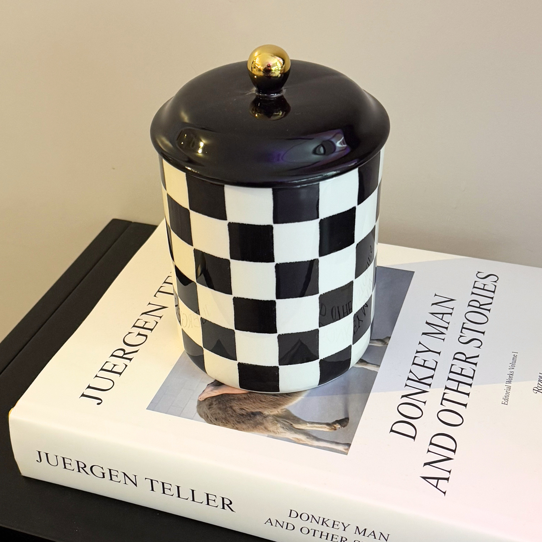 Checkered Vessel en Cerámica