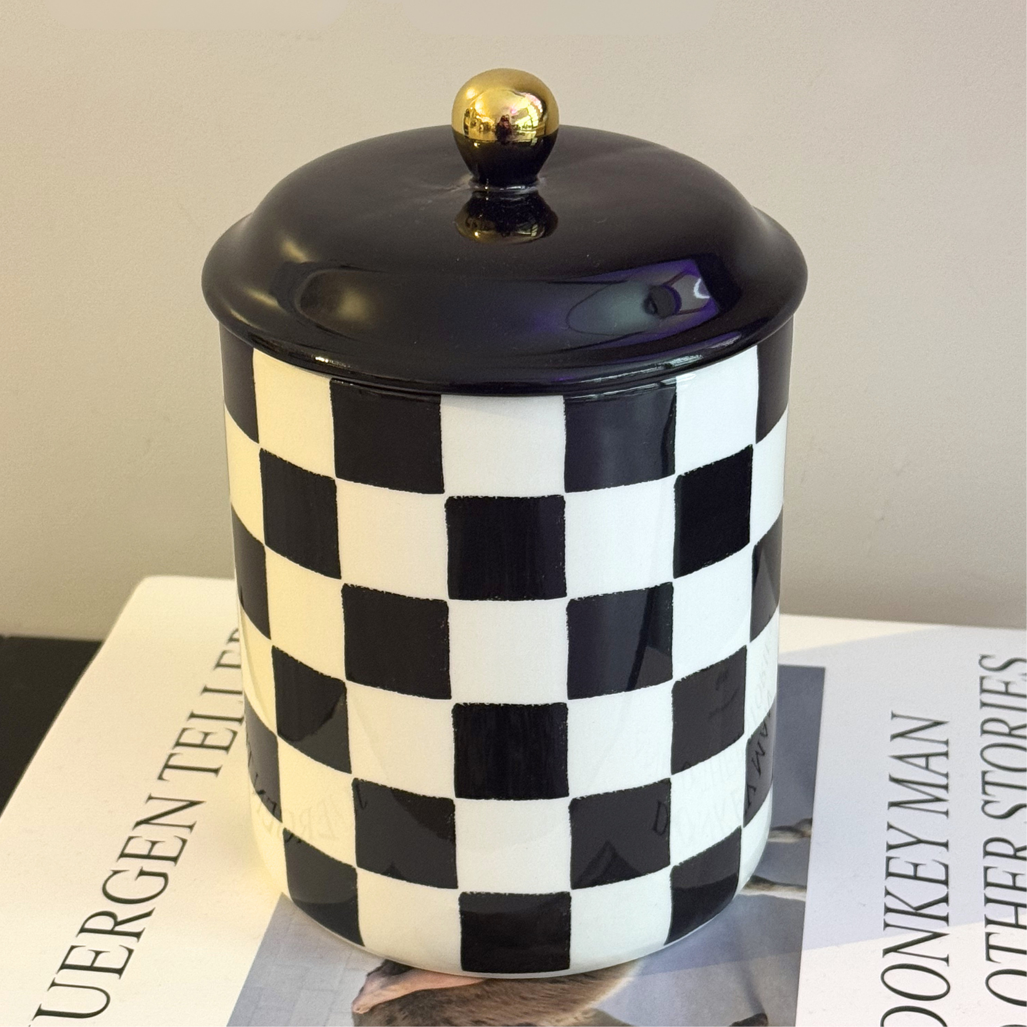 Checkered Vessel en Cerámica